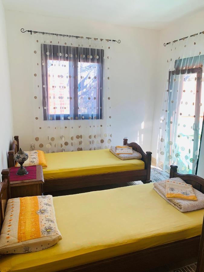 Gara 5 Daire Kotor Dış mekan fotoğraf